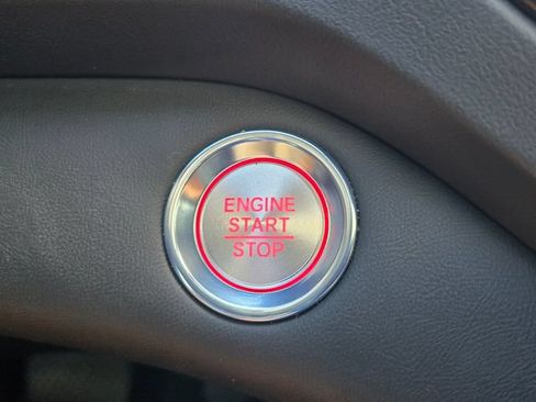 Certified 2025 Acura RDX SH-AWD image 21