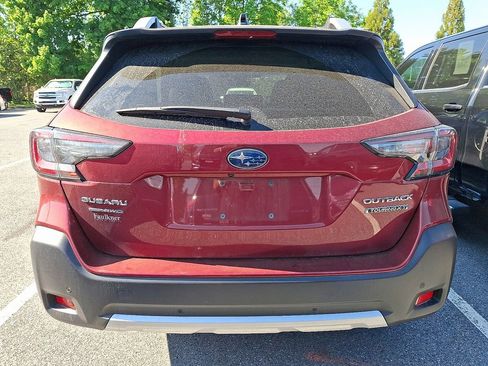 Used 2023 Subaru Outback Touring XT AWD/4WD image 6