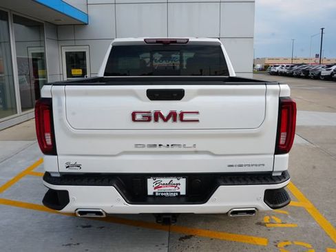 Used 2025 GMC Sierra 1500 Denali w/ Denali Reserve Package AWD/4WD image 35