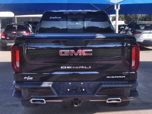 Used 2022 GMC Sierra 1500 Denali w/ Denali Reserve Package AWD/4WD image 6