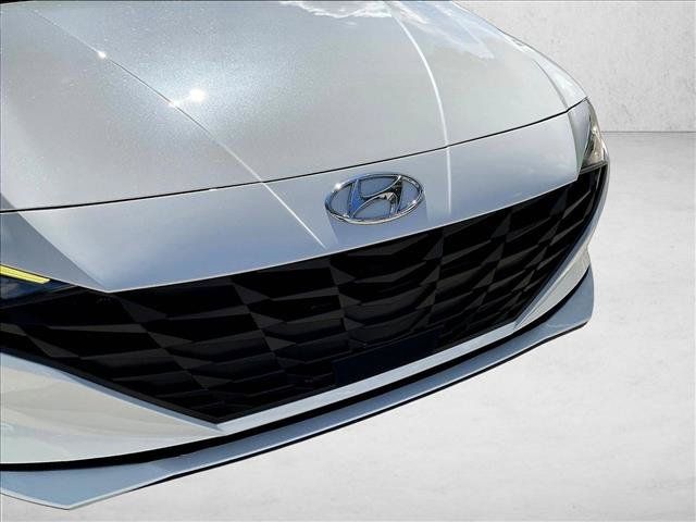 Used 2023 Hyundai Elantra SEL w/ Convenience Package FWD image 29