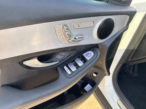 Certified 2022 Mercedes-Benz GLC 300 4MATIC image 16