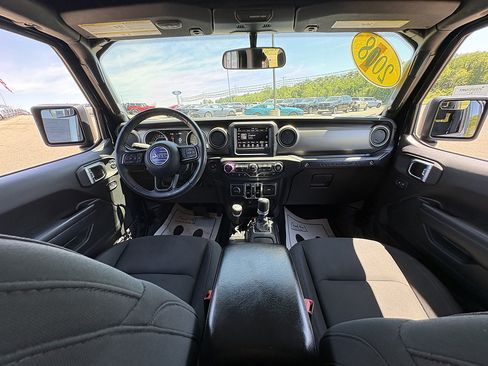 Used 2018 Jeep Wrangler Unlimited Sport S AWD/4WD image 21