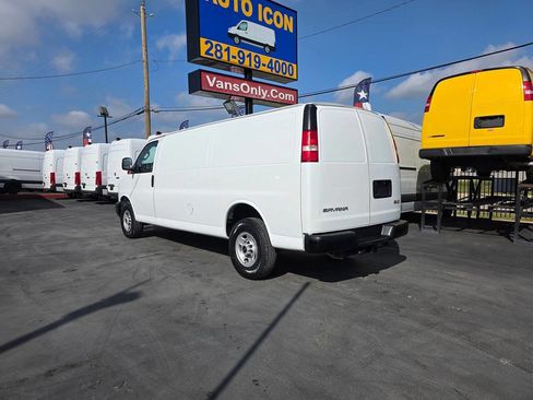 Used 2019 GMC Savana 3500 Extended w/ Driver Convenience Package image 25