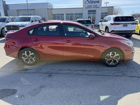Used 2021 Kia Forte LXS image 3