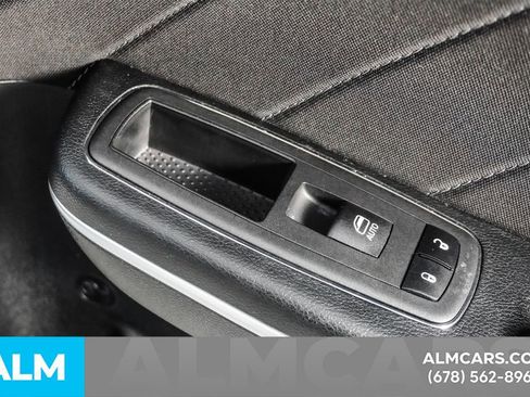 Used 2023 Dodge Charger SXT image 41