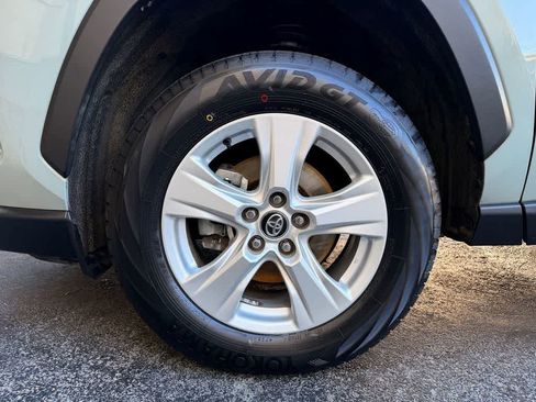Used 2020 Toyota RAV4 Limited w/ Limited Grade Weather Package AWD/4WD image 8