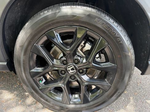 Certified 2025 Honda HR-V Sport image 27