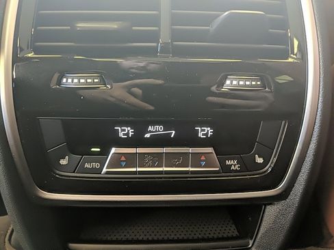 Used 2024 BMW X7 M60i w/ Executive Package image 21