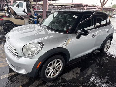 Used 2014 MINI Cooper Countryman FWD image 1