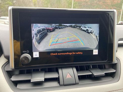 Used 2023 Toyota RAV4 XLE image 22