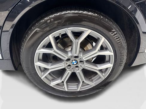 Used 2023 BMW X7 xDrive40i AWD/4WD image 92