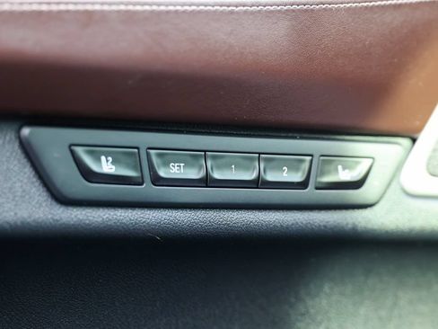 Used 2020 BMW 750i xDrive w/ Executive Package AWD/4WD image 4