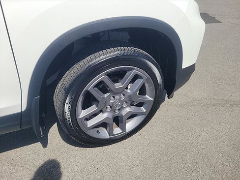 Used 2023 Honda Passport EX-L image 33