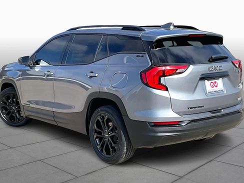 Used 2021 GMC Terrain SLE w/ Elevation Edition image 12