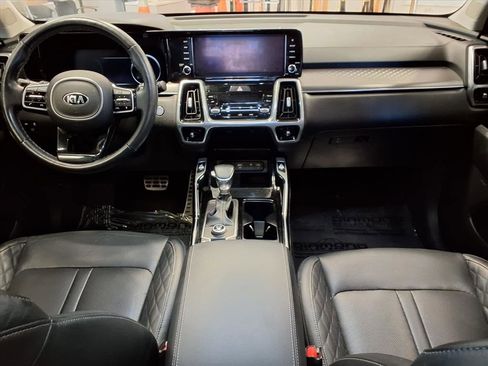 Used 2021 Kia Sorento SX image 16