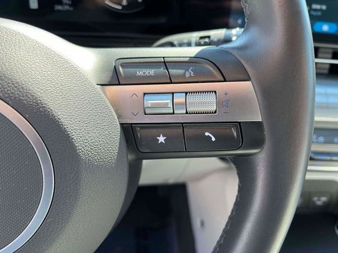 Used 2025 Hyundai Kona SEL AWD/4WD image 20