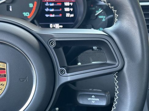 Certified 2016 Porsche 911 R RWD image 28