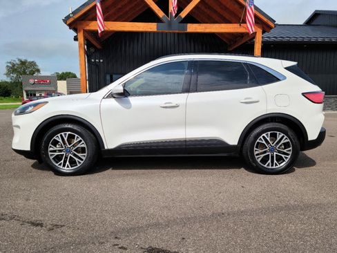 Used 2020 Ford Escape SEL AWD/4WD image 19