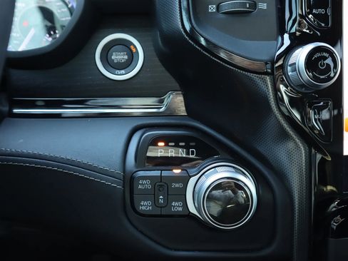 Used 2022 RAM 1500 Limited image 19