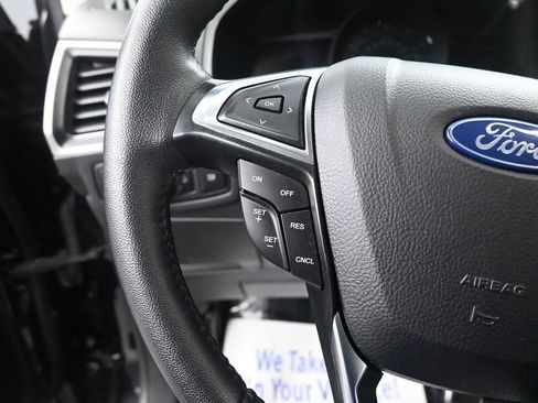 Used 2024 Ford Edge SEL image 32