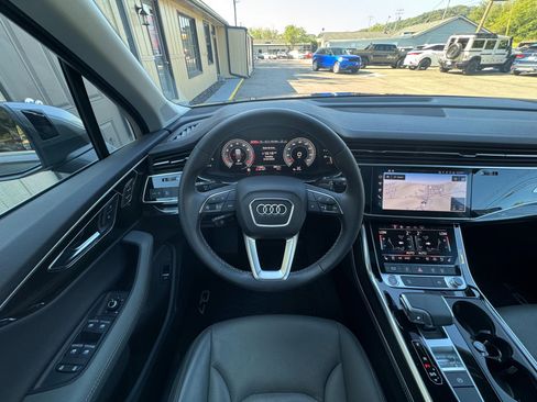 Used 2025 Audi Q7 3.0T Premium Plus image 59