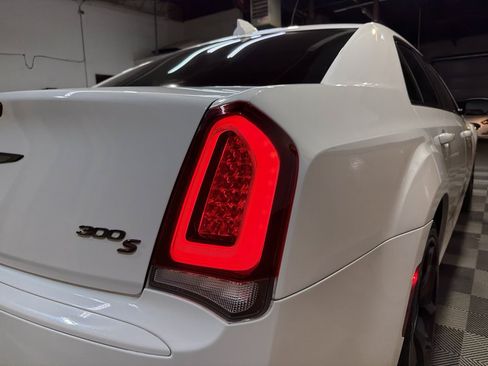 Used 2021 Chrysler 300 S RWD image 10