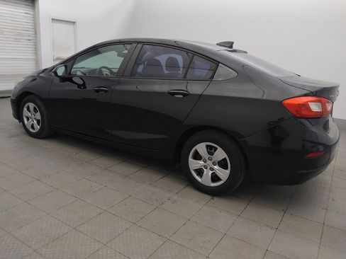 Used 2017 Chevrolet Cruze LS FWD image 3