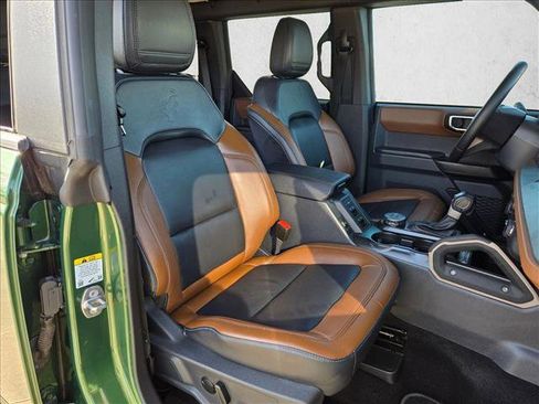Used 2024 Ford Bronco Outer Banks image 22