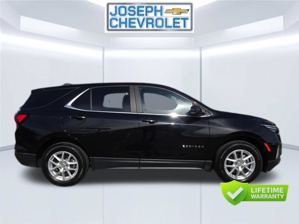 Used 2022 Chevrolet Equinox LT FWD image 4