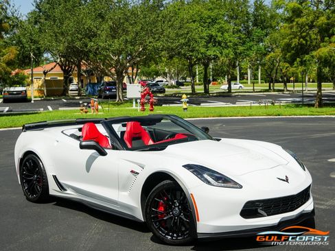 Used 2016 Chevrolet Corvette Z06 w/ 3LZ Preferred Equipment Group RWD image 72