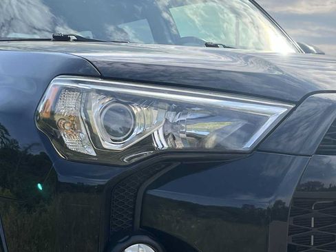 Used 2015 Toyota 4Runner SR5 Premium AWD/4WD image 22