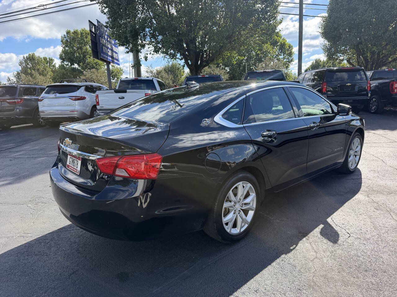 Used 2019 Chevrolet Impala LT FWD image 4