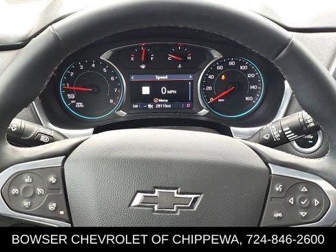 Used 2023 Chevrolet Traverse RS image 21