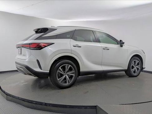 Used 2024 Lexus RX 350 Premium w/ Accessory Package (Z1) FWD image 8