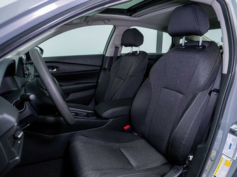 Used 2025 Honda Accord SE image 12