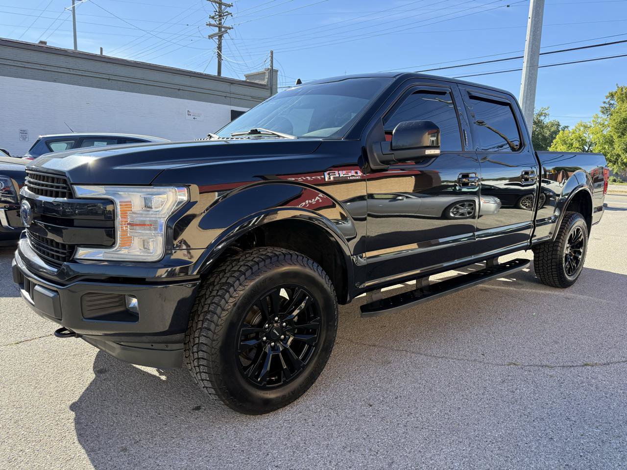 Used 2020 Ford F150 Lariat w/ Equipment Group 502A Luxury AWD/4WD image 2