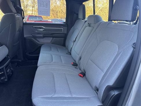 Used 2021 RAM 1500 Big Horn image 9