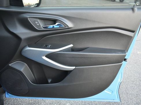 Used 2024 Chevrolet Trax RS w/ Driver Confidence Package image 37