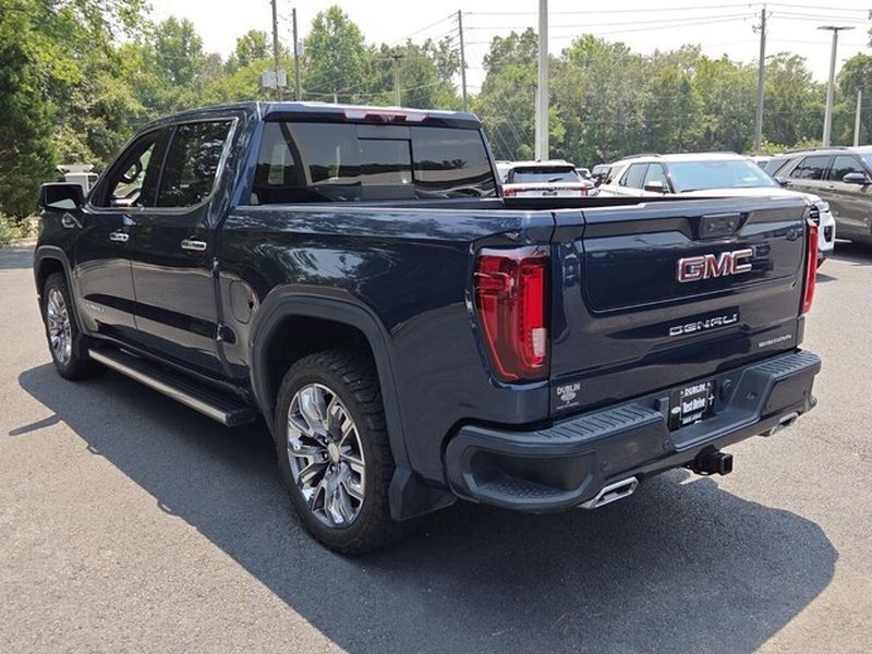 Used 2023 GMC Sierra 1500 Denali w/ Denali Reserve Package AWD/4WD image 14