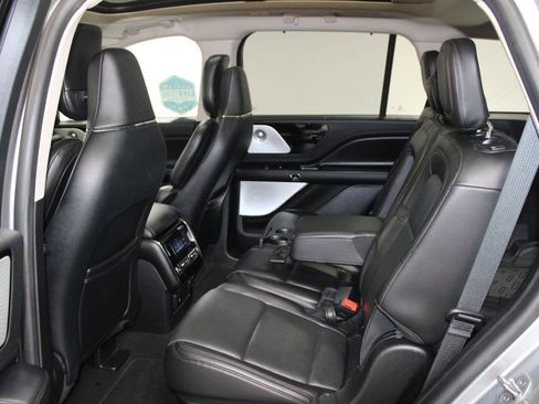 Used 2022 Lincoln Aviator Reserve w/ Equipment Group 201A image 26