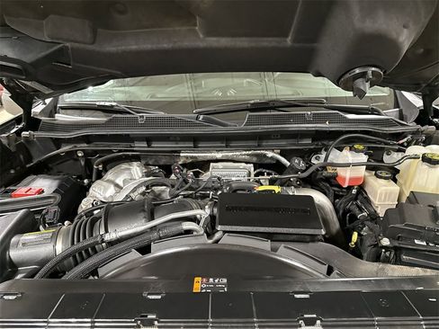 Used 2022 Chevrolet Silverado 2500 Custom w/ Custom Value Package image 24