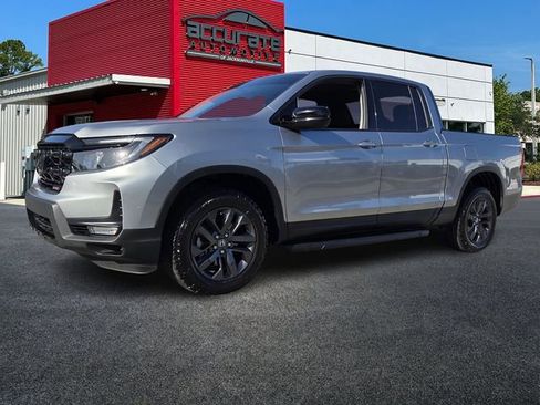 Used 2024 Honda Ridgeline Sport image 1