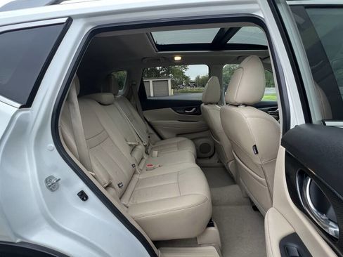 Used 2015 Nissan Rogue SL w/ SL Premium Package image 27