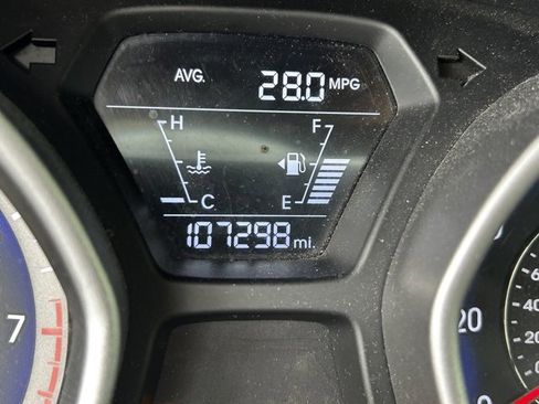 Used 2016 Hyundai Elantra Sport image 18