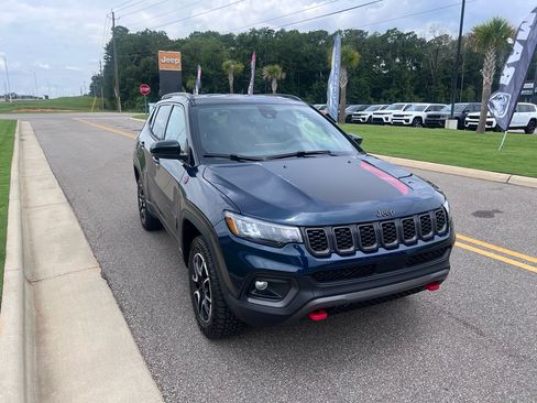 New 2026 Jeep Compass Trailhawk AWD/4WD image 1