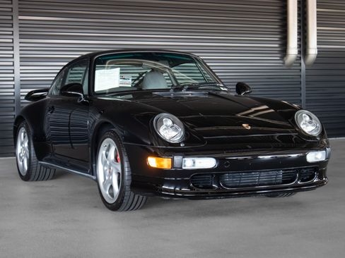 Used 1997 Porsche 911 Carrera 4S AWD/4WD image 7
