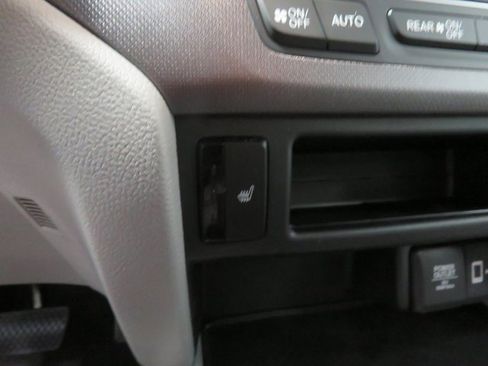 Used 2023 Honda Ridgeline RTL image 15