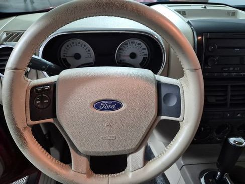 Used 2007 Ford Explorer Sport Trac XLT AWD/4WD image 11