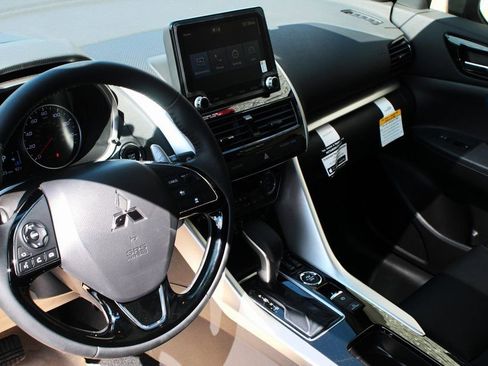 New 2026 Mitsubishi Eclipse Cross SEL image 3